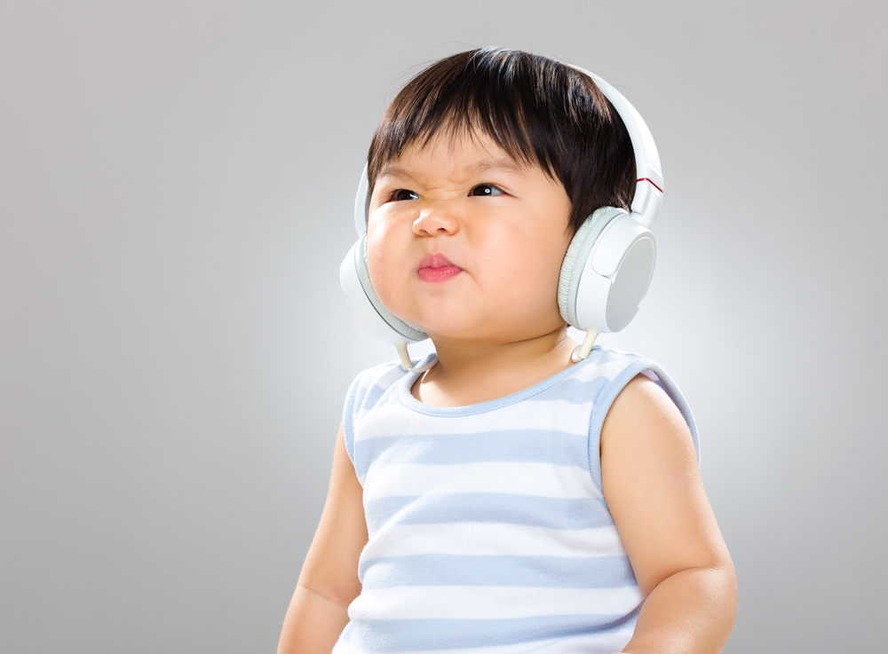 Cách sử dụng nhạc mozart kích thích trí não cho bé Cách sử dụng nhạc mozart kích thích trí não cho trẻ