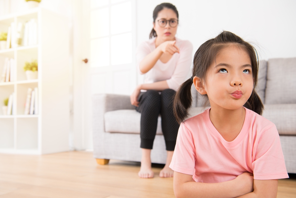 tại sao trẻ em dễ chai sạn cảm xúc trong môi trường thiếu yêu thương Vì sao trẻ em dễ chai sạn cảm xúc trong môi trường thiếu yêu thương