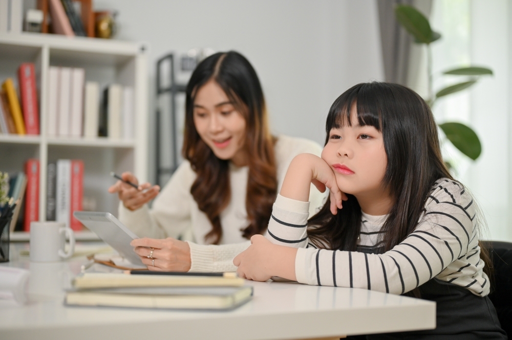 cha mẹ có đang vô tình khiến con ngại chia sẻ Ba mẹ có đang vô tình khiến con ngại chia sẻ