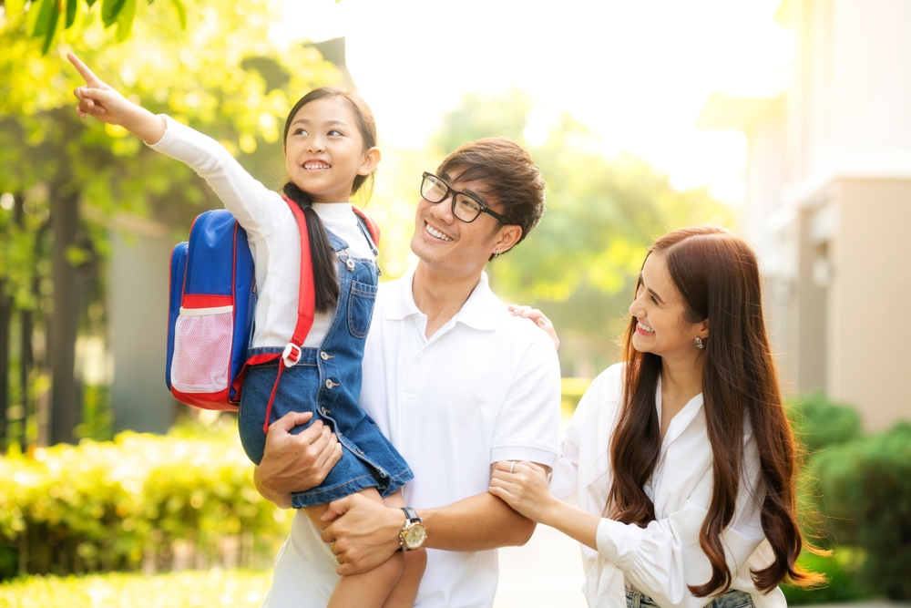Phân chia trách nhiệm cùng điều chỉnh tâm lý đưa con đi học Phân chia trách nhiệm và điều chỉnh tâm lý đưa con đi học