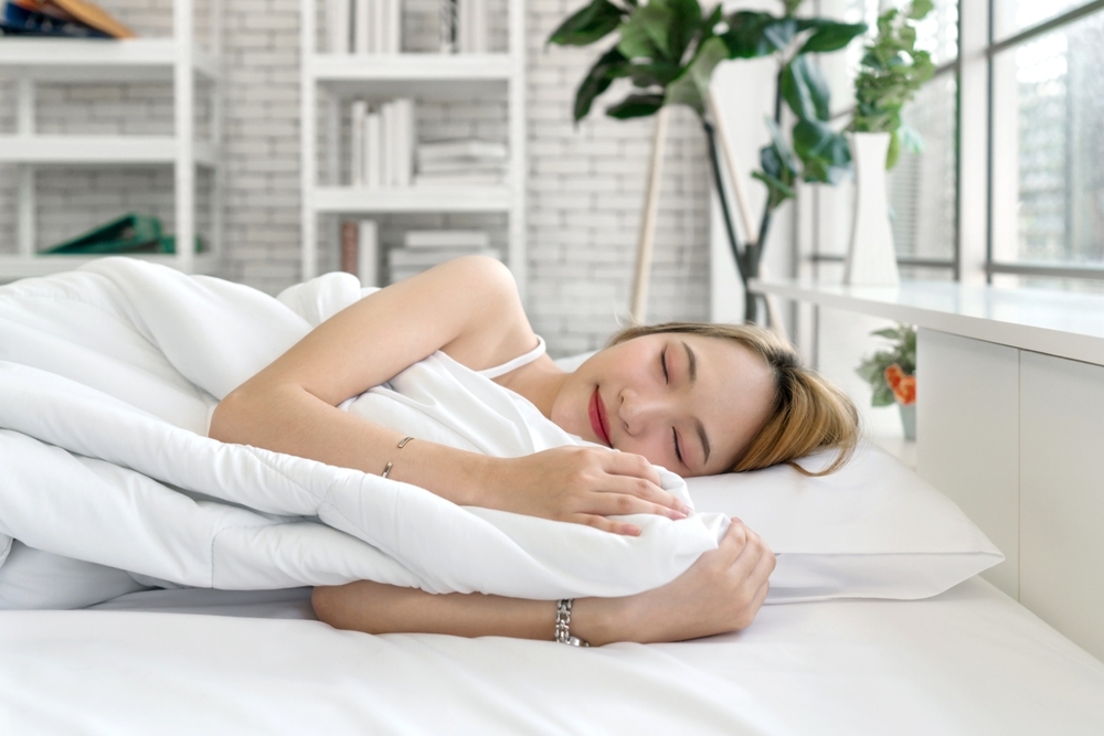 Cách ngủ đúng tư thế giúp dân công sở phòng ngừa đau cổ vai gáy Cách ngủ đúng tư thế giúp dân văn phòng phòng ngừa đau cổ vai gáy