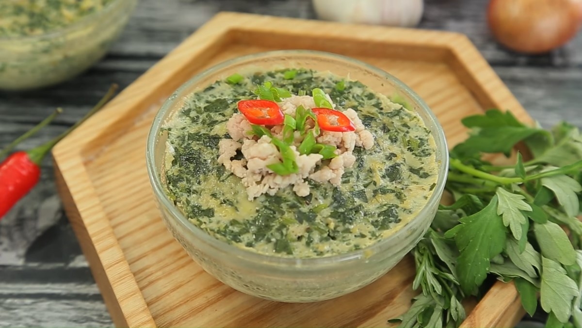 thực đơn ở cữ cho mẹ sinh mổ gồm món trứng gà hấp lá ngải thực đơn ở cữ cho mẹ sinh mổ gồm trứng gà hấp lá ngải