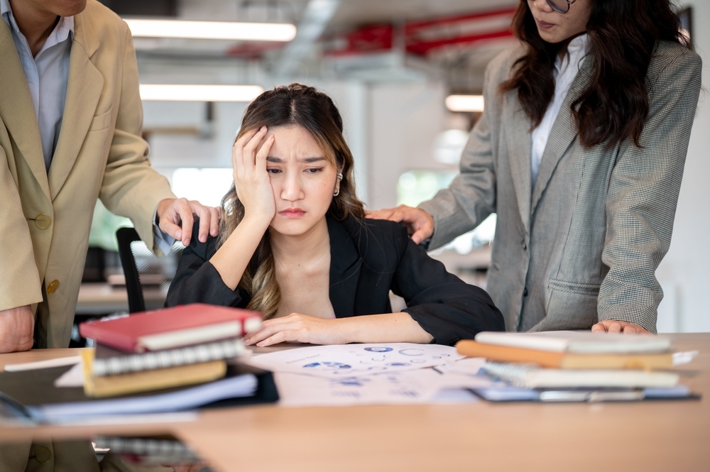 những dấu hiệu cho thấy bạn đang mắc kẹt trong những suy nghĩ tiêu cực Dấu hiệu cho thấy bạn đang mắc kẹt trong những suy nghĩ tiêu cực