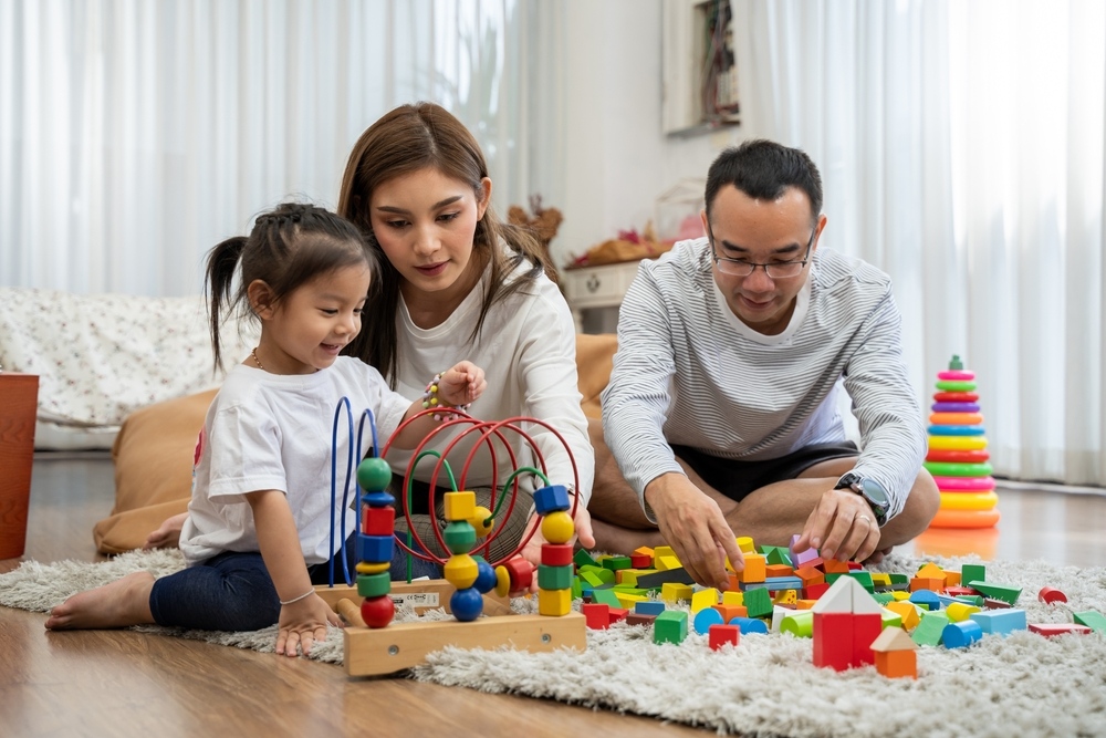 Cách lựa chọn món đồ chơi bằng gỗ phù hợp cho trẻ Cách chọn món đồ chơi bằng gỗ phù hợp cho trẻ