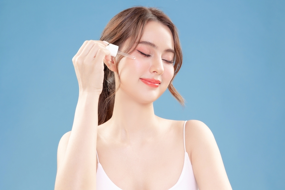 nữ giới có nên dùng serum hàng ngày bạn có nên dùng serum hàng ngày