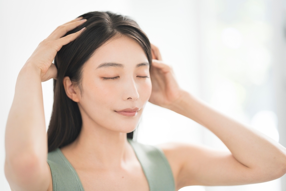 dưỡng da đầu bằng cách massage dưỡng da đầu bằng cách massage da đầu