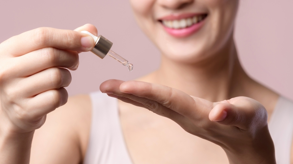 nên dùng serum vitamin c vào lúc nào
