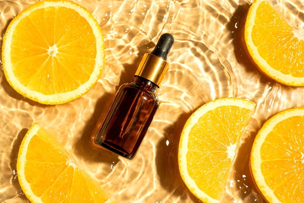 phụ nữ nên dùng serum vitamin c vào lúc nào bạn nên dùng serum vitamin c vào lúc nào