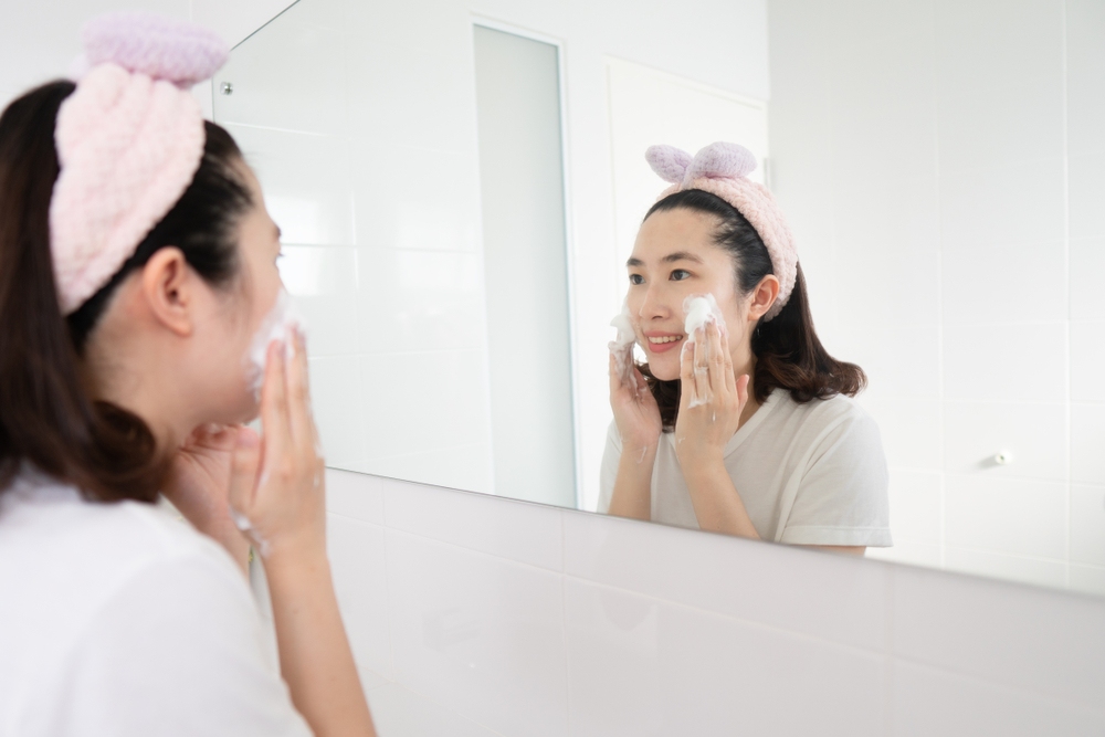 tìm hiểu rửa mặt kiểu 60 giây là gì Rửa mặt kiểu 60 giây là gì