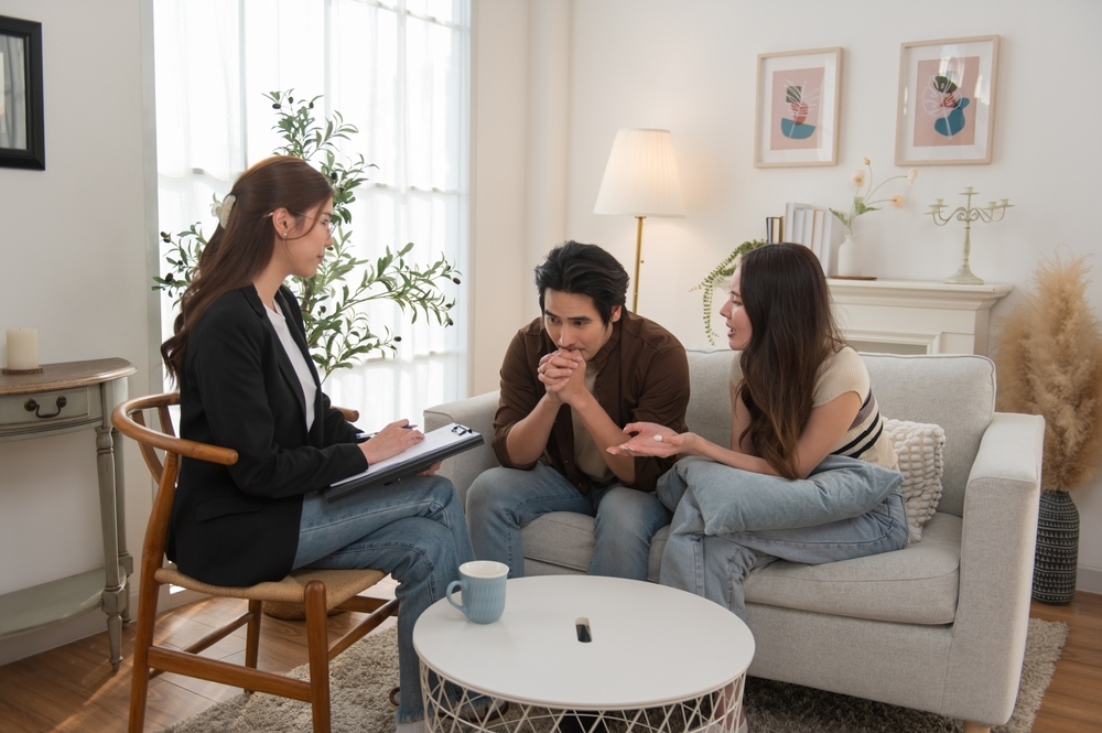 những cách giữ tình thân gia đình khi gặp mâu thuẫn tiền bạc Cách giữ tình thân gia đình khi gặp mâu thuẫn tiền bạc