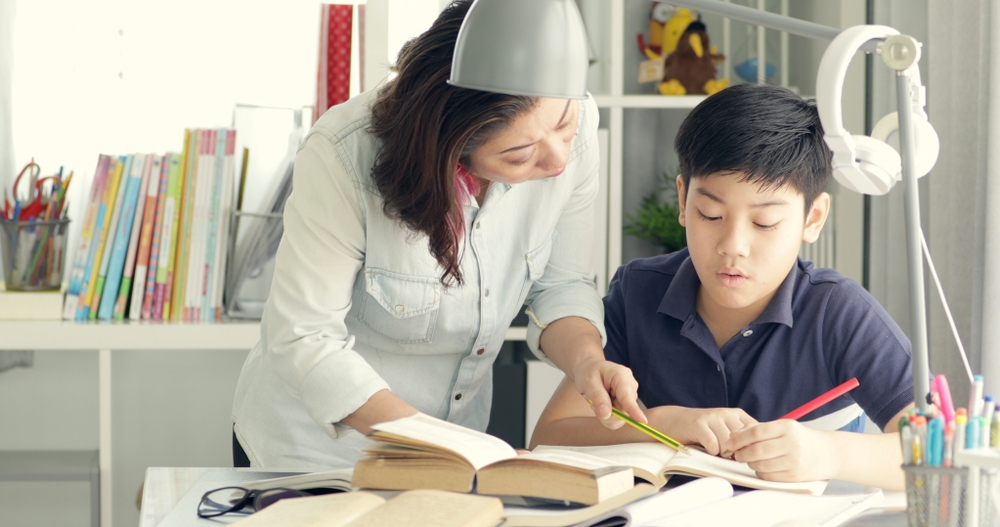 quản lý học tập​ và hiểu đúng về tâm lý chống đối ở trẻ cấp 2