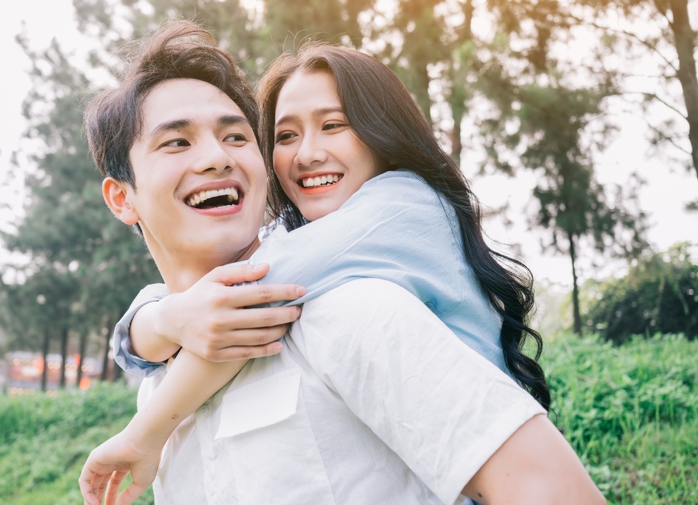 Tình yêu của chúng ta từng bắt đầu bằng những điều giản dị Tình yêu của chúng ta từng bắt đầu bằng những điều rất giản dị