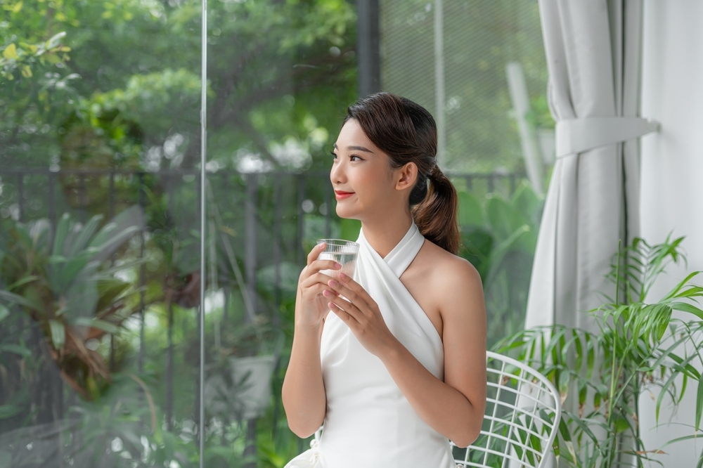 bí quyết làm đẹp là uống nước đúng cách bí quyết làm đẹp là uống nước đúng thời điểm