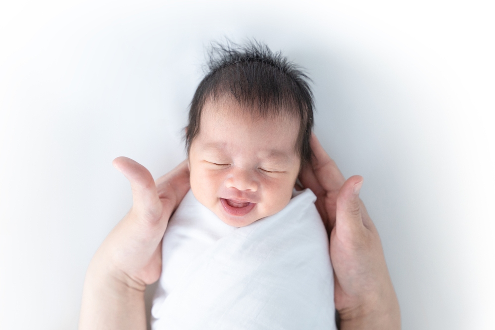 có nên giữ lại tóc máu của trẻ sơ sinh​