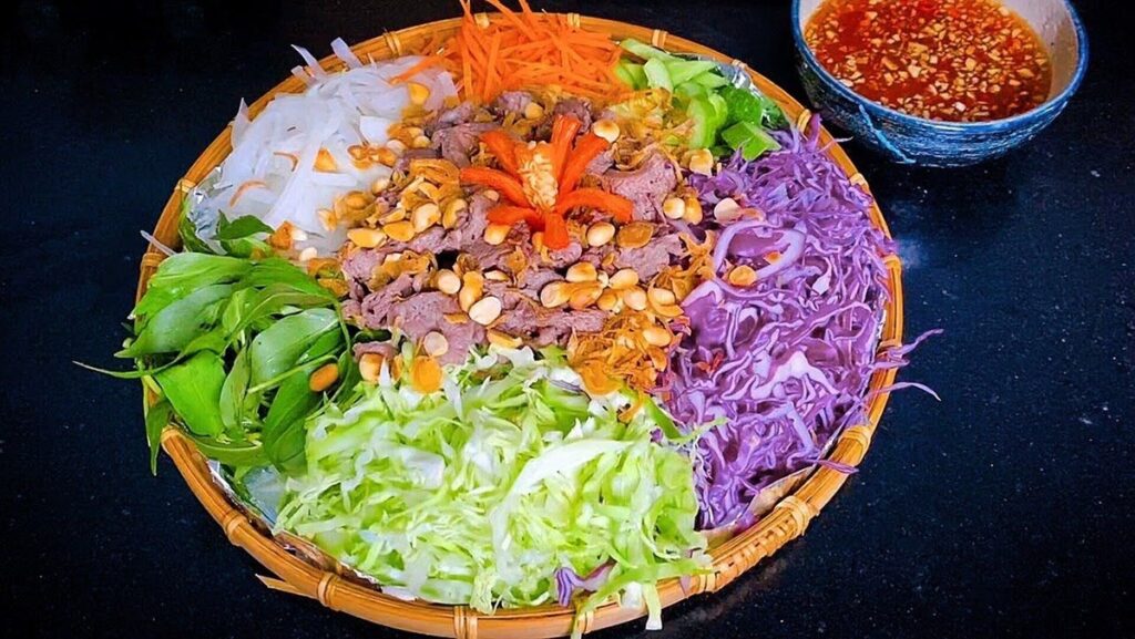 cách làm gỏi bắp bò ngũ sắc