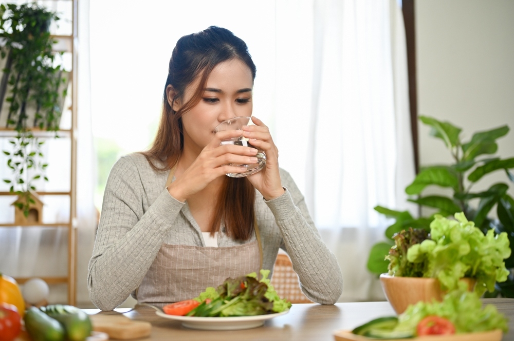 mẹo chữa thức ăn mắc ở cổ họng và những cách phòng tránh nghẹn mẹo chữa thức ăn mắc ở cổ họng và cách phòng tránh nghẹn