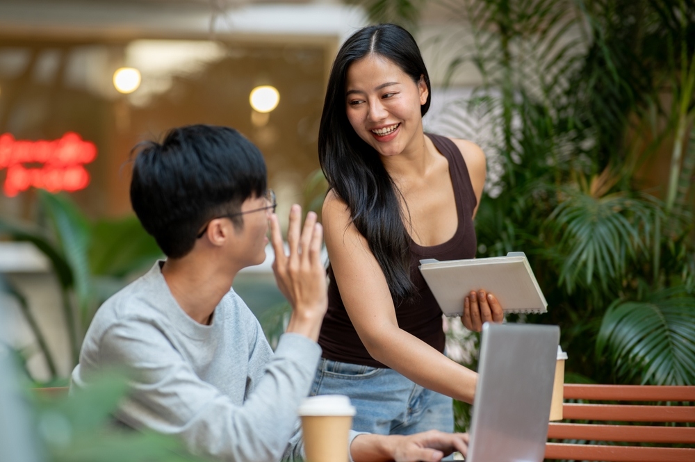 Tâm lý chung khi chúng ta gặp lại người yêu cũ Tâm lý chung khi gặp lại người yêu cũ