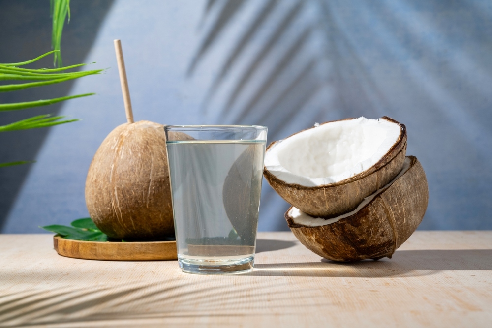tìm hiểu về việc bà bầu uống nước dừa mỗi ngày có tốt không tìm hiểu bà bầu uống nước dừa mỗi ngày có tốt không